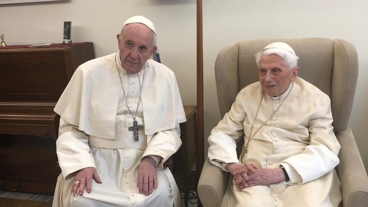 El libro con los recuerdos de Francisco sobre Benedicto XVI: "Para mí fue un padre”